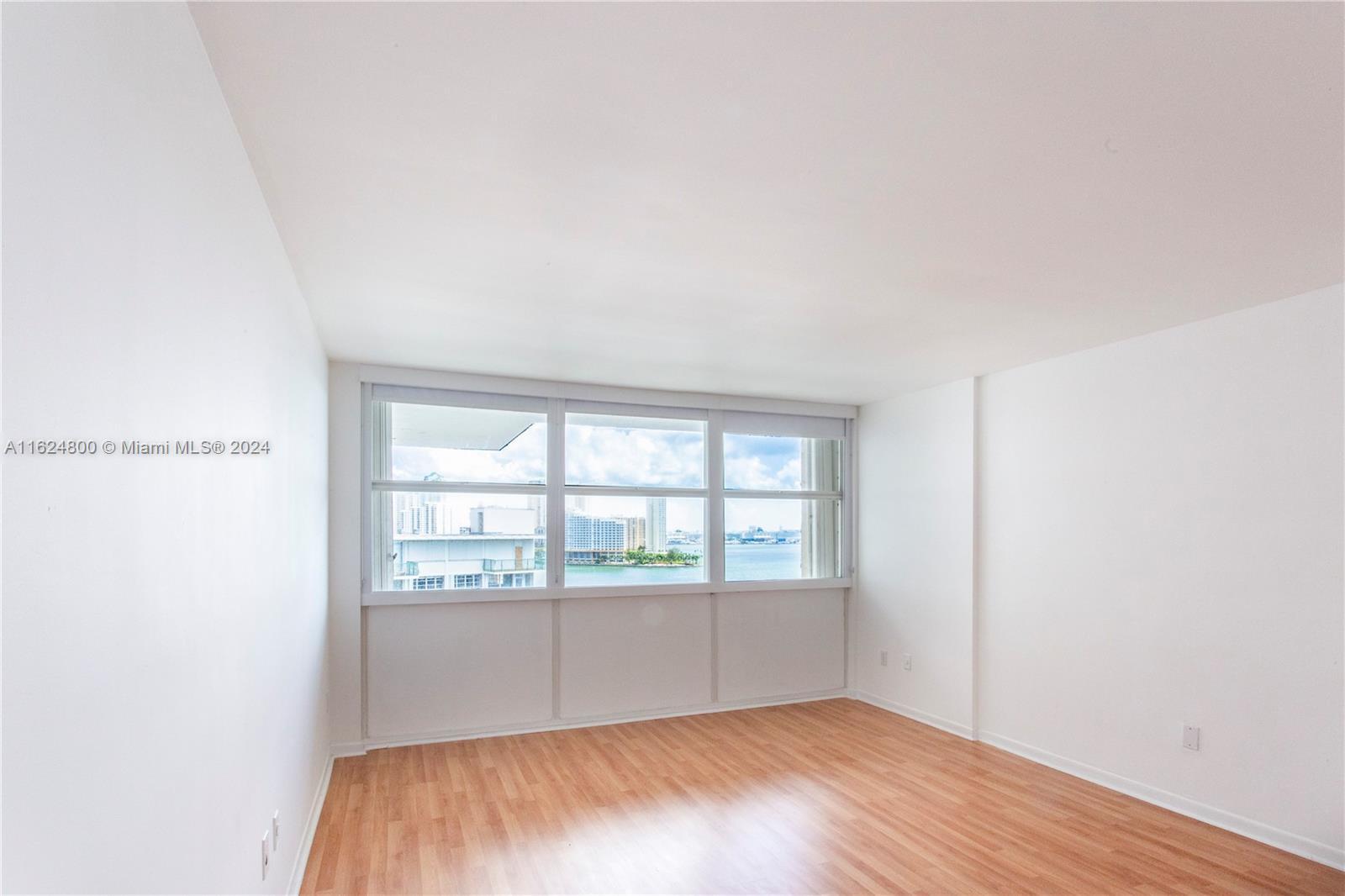 1420 Brickell Bay Dr # 1604B