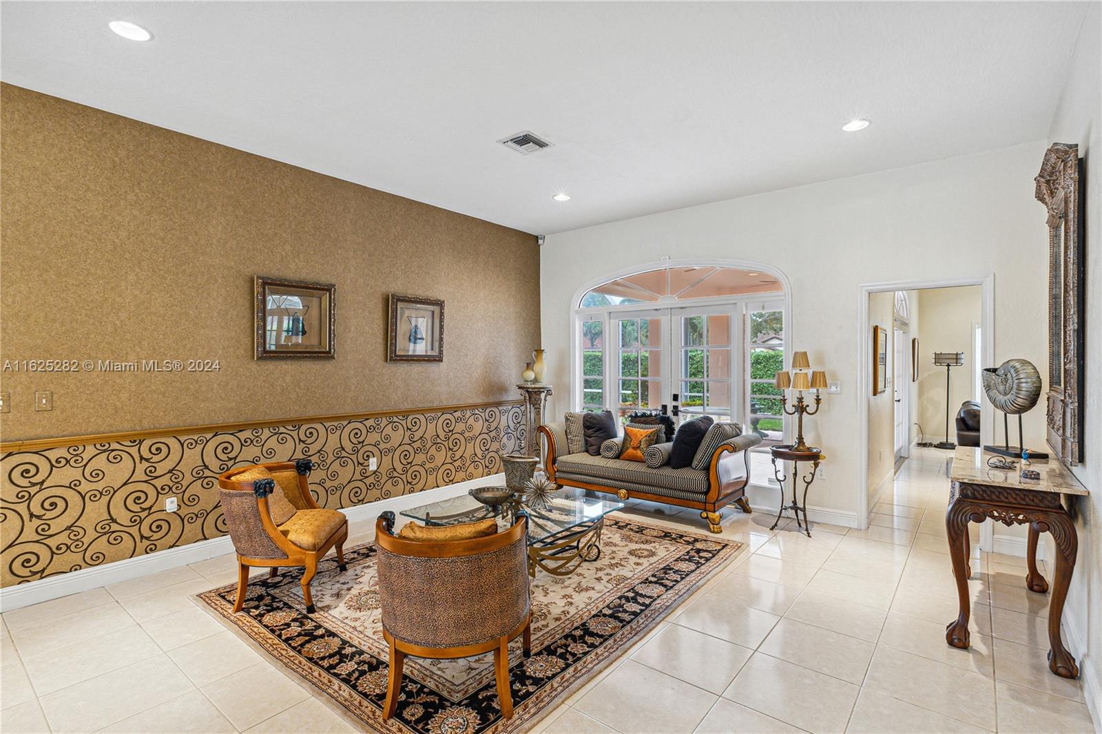 10800 SW 135th Ter