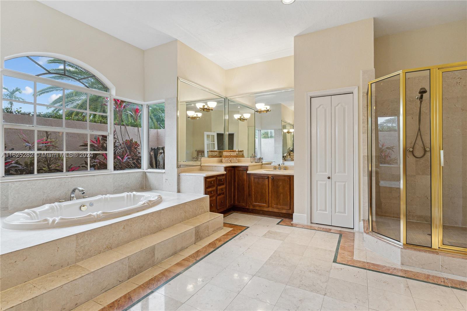 10800 SW 135th Ter