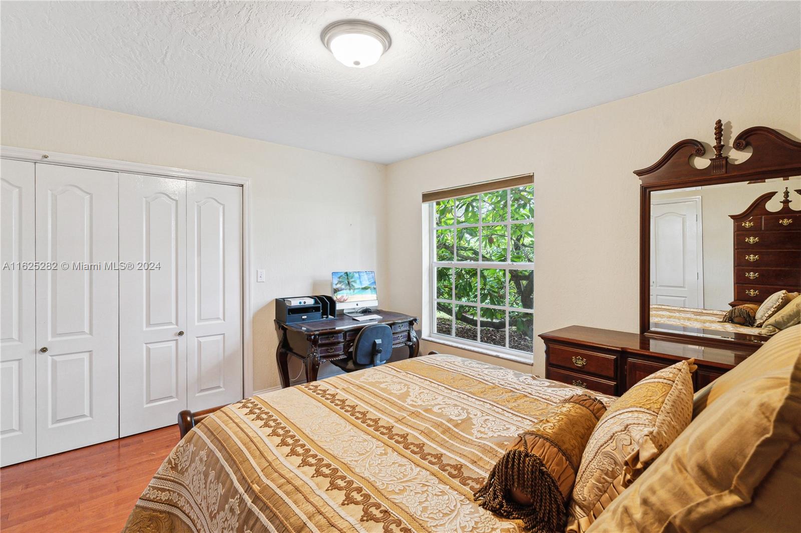 10800 SW 135th Ter