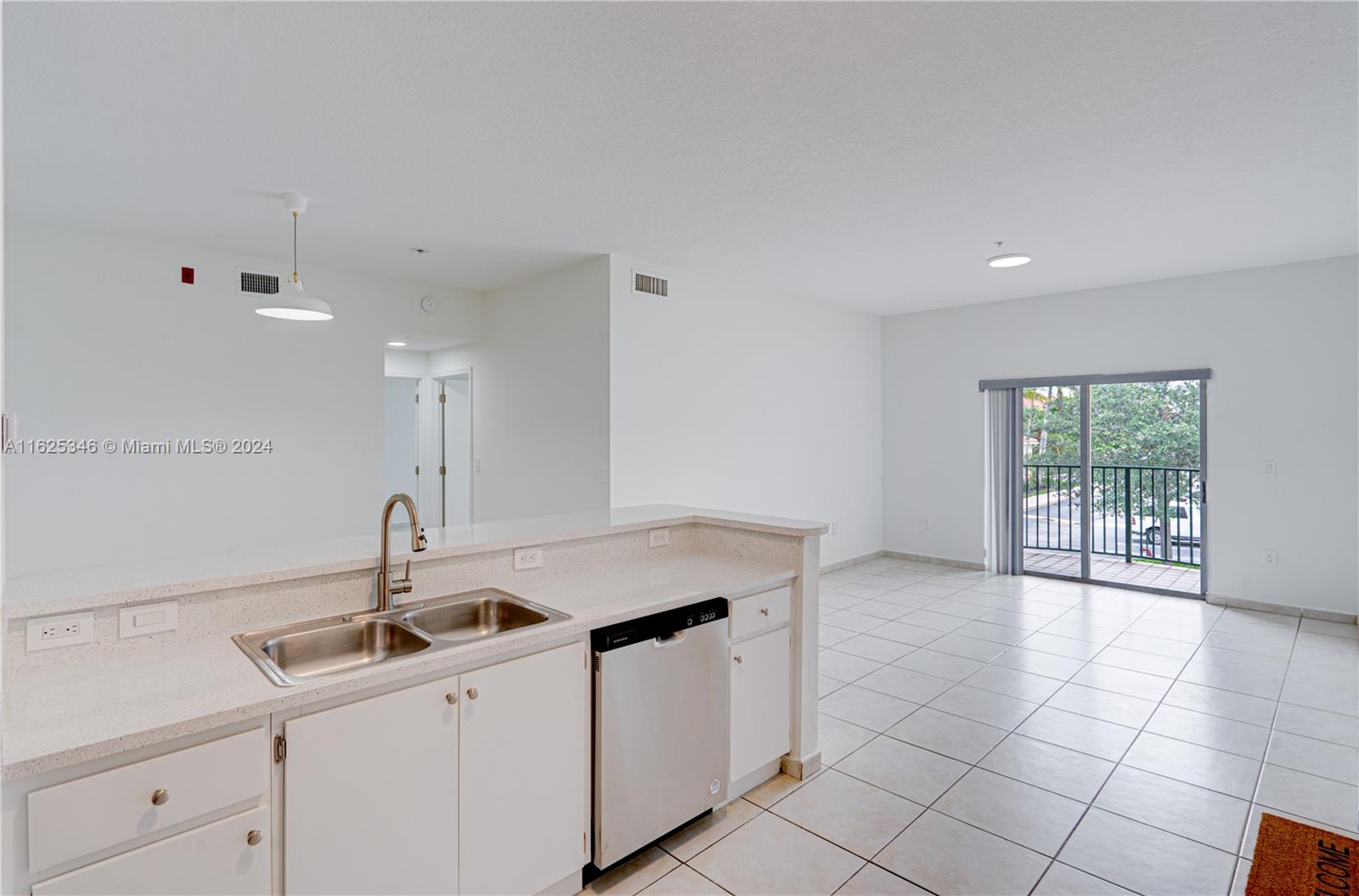 7300 NW 114 Ave # 6 Unit: 209-6