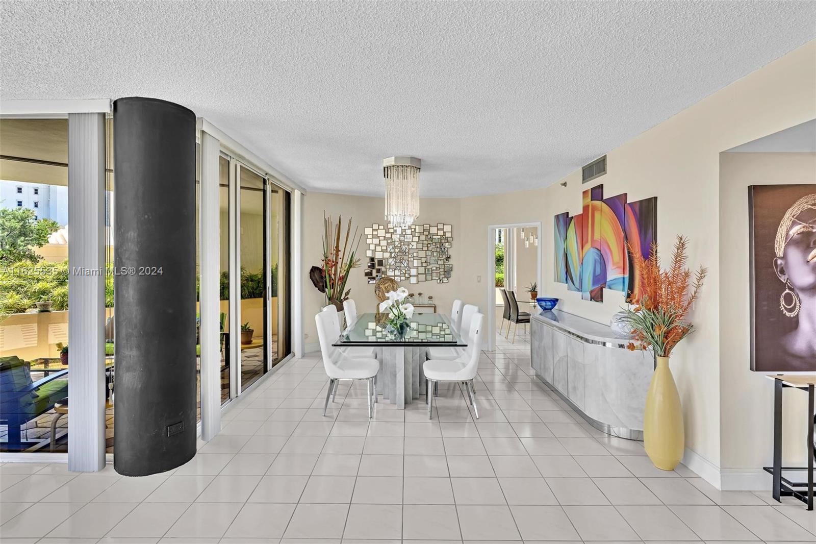 20191 E Country Club Dr # 407