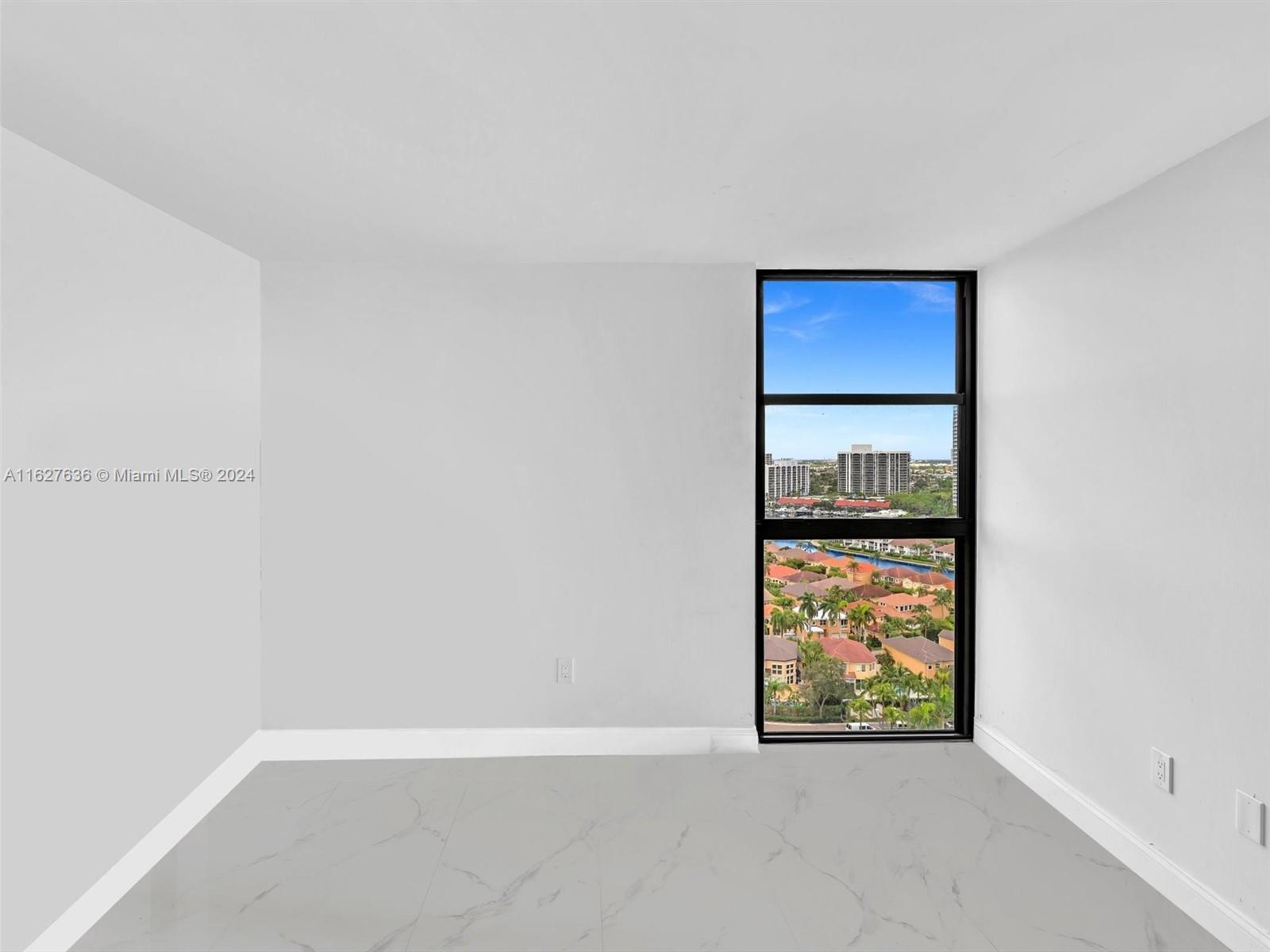 20505 E Country Club Dr # 2033