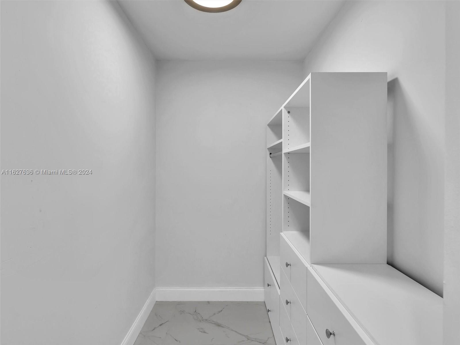 20505 E Country Club Dr # 2033