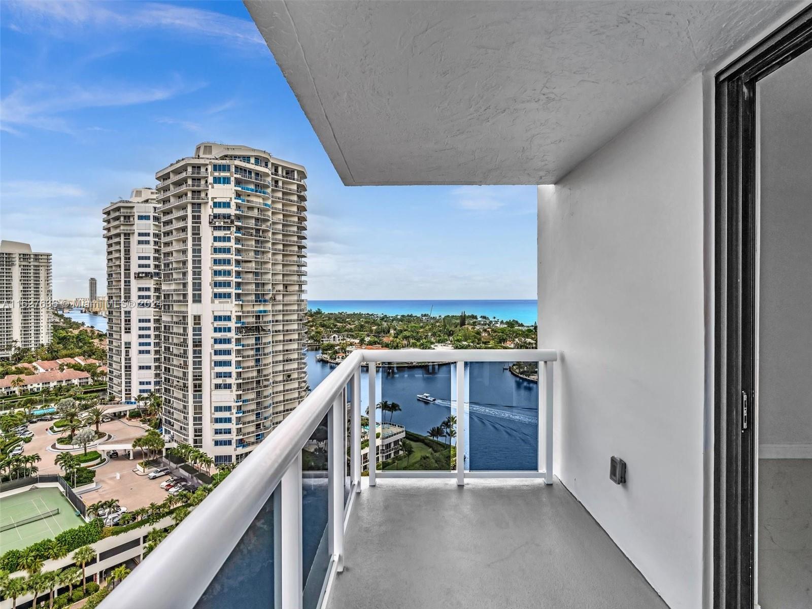 20505 E Country Club Dr # 2033