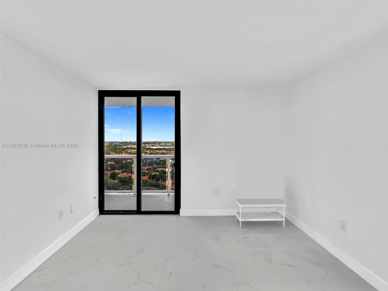 20505 E Country Club Dr # 2033