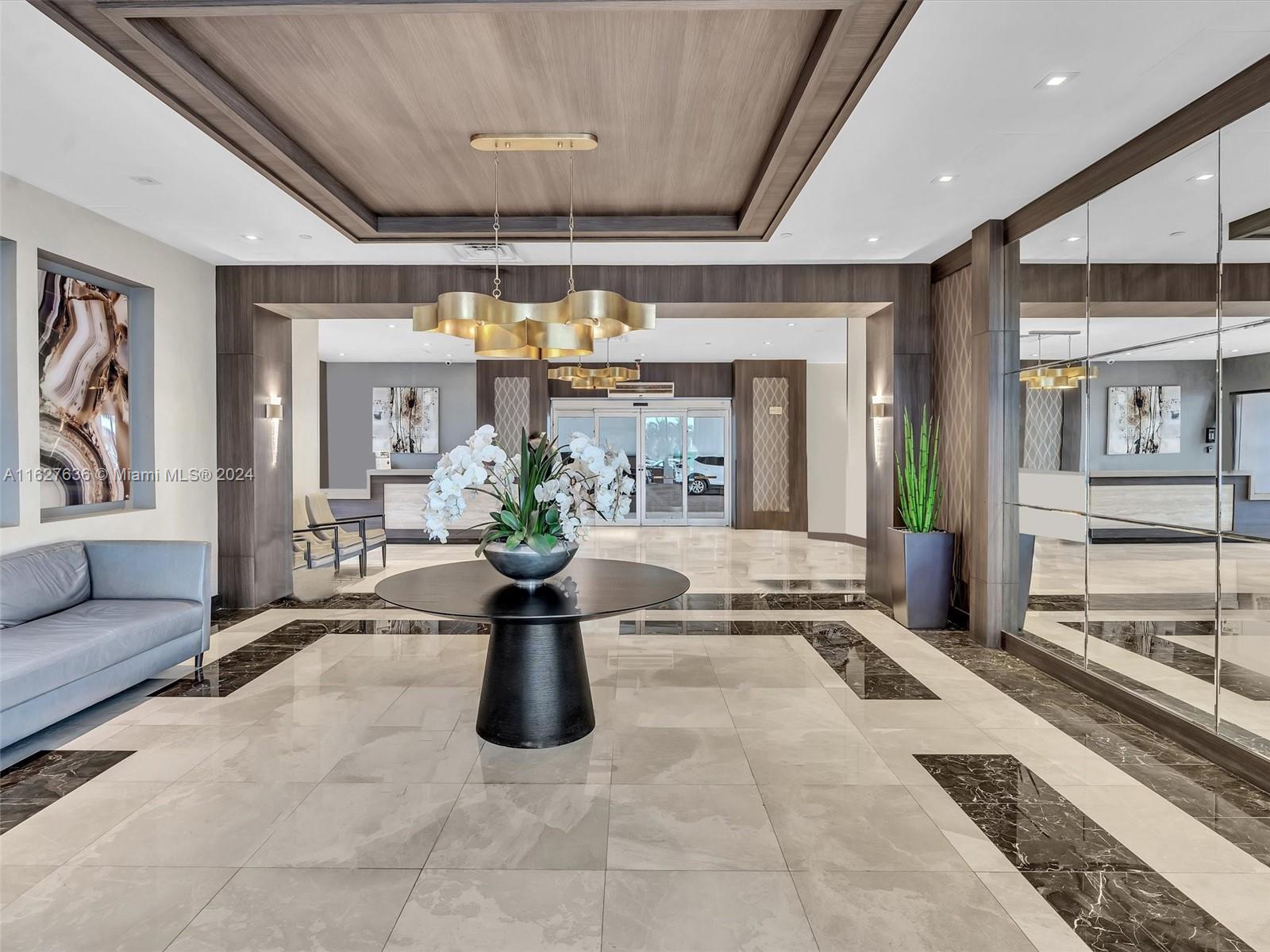 20505 E Country Club Dr # 2033
