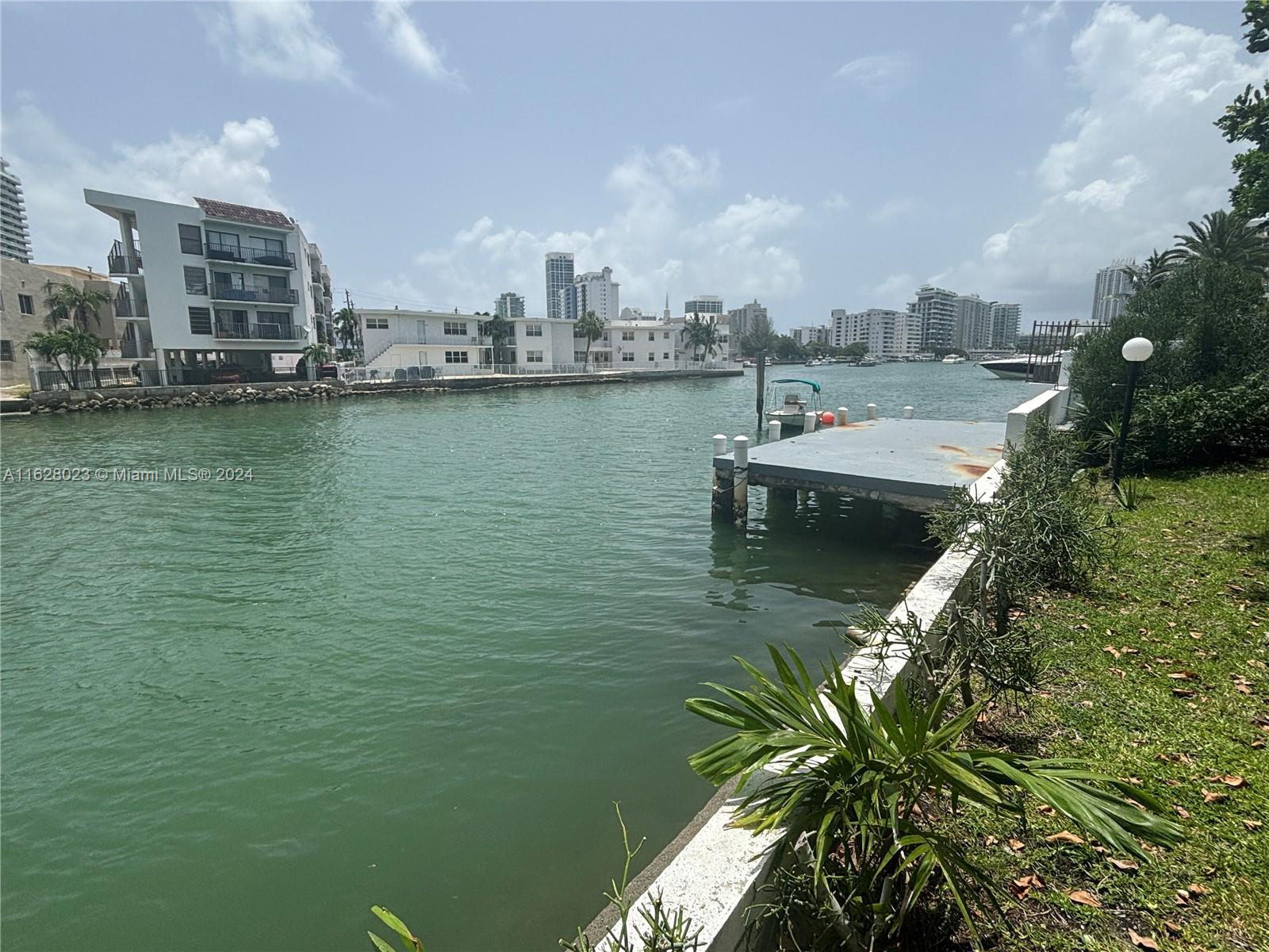 6941 Bay Dr # B4
