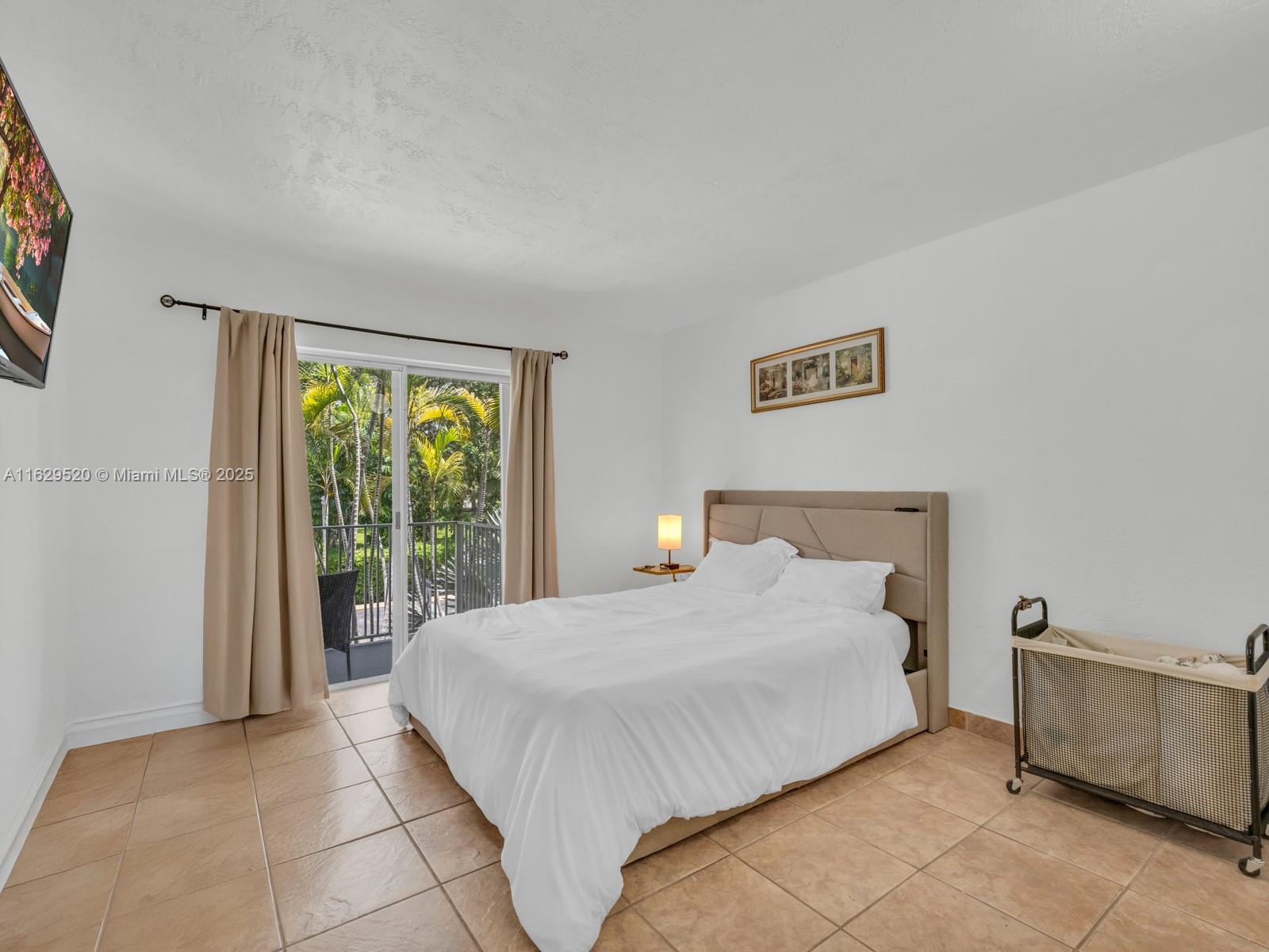 7403 SW 82nd St # 201N