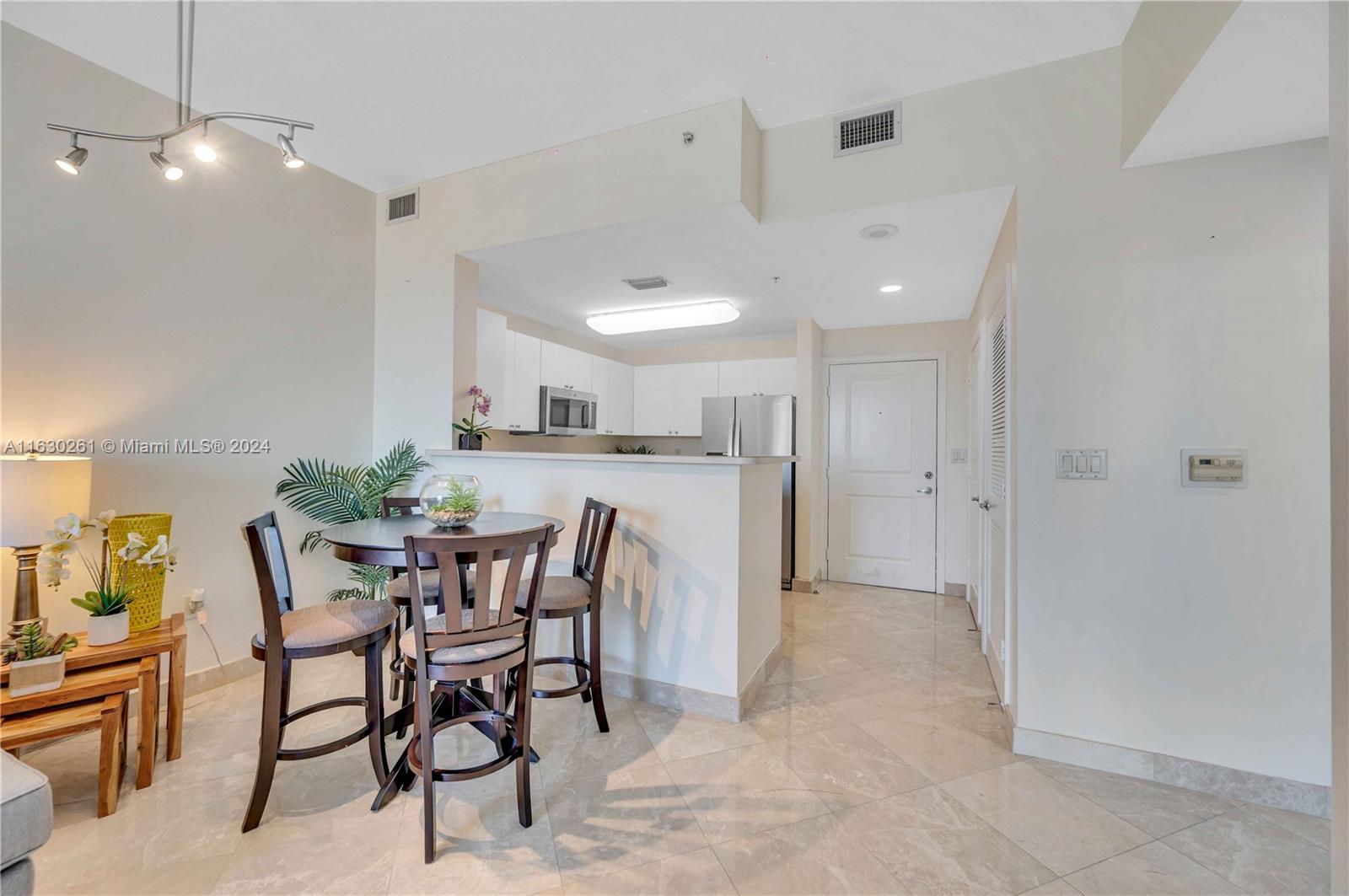 10 Aragon Ave # 1502