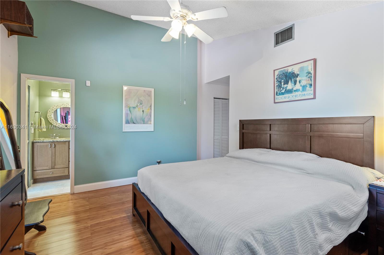 2820 NW 110th Ter