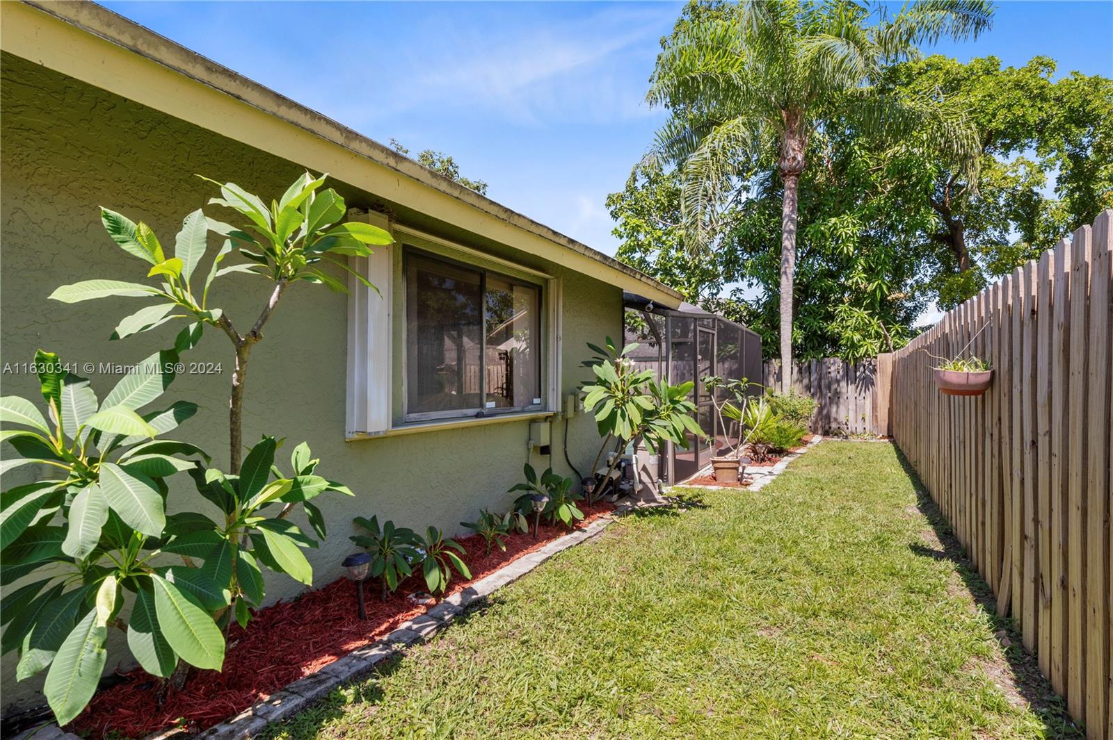 2820 NW 110th Ter
