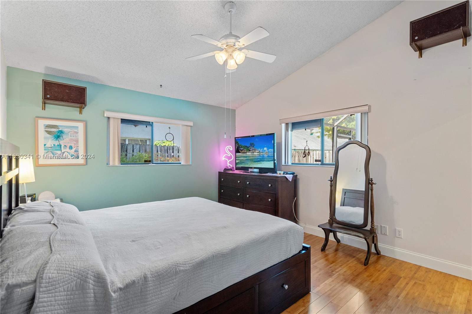 2820 NW 110th Ter