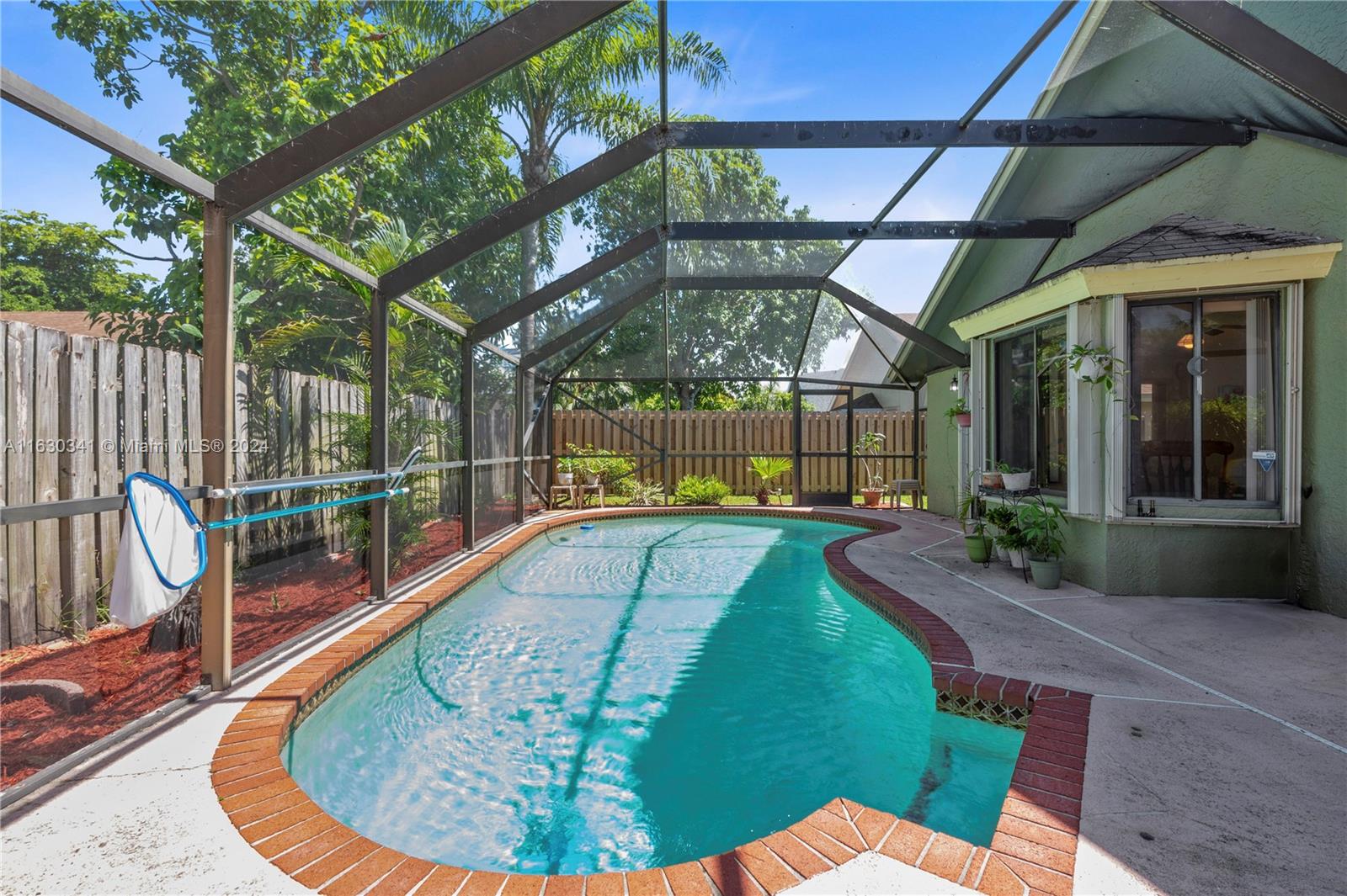2820 NW 110th Ter