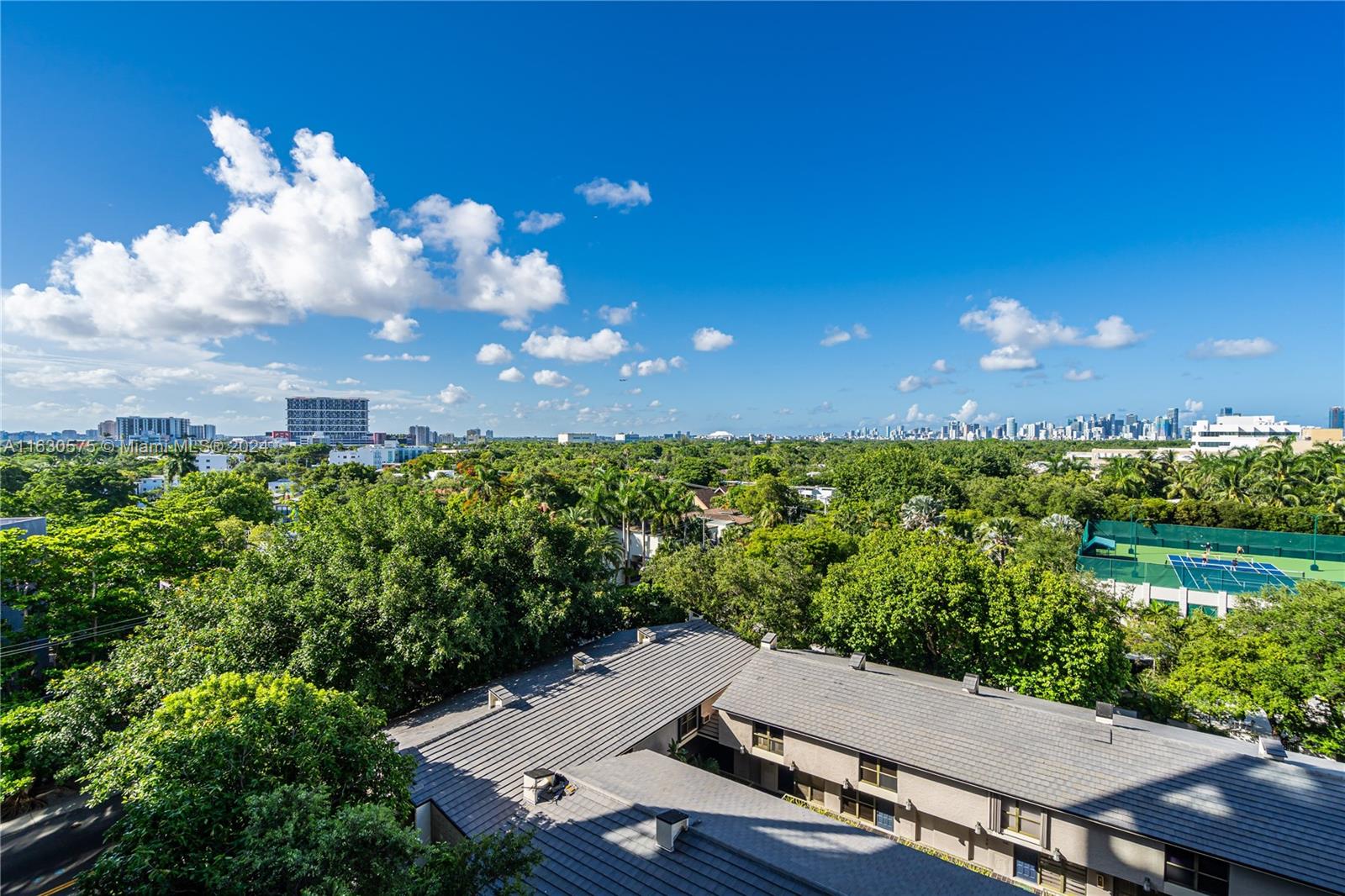 2678 Tigertail Ave # 612