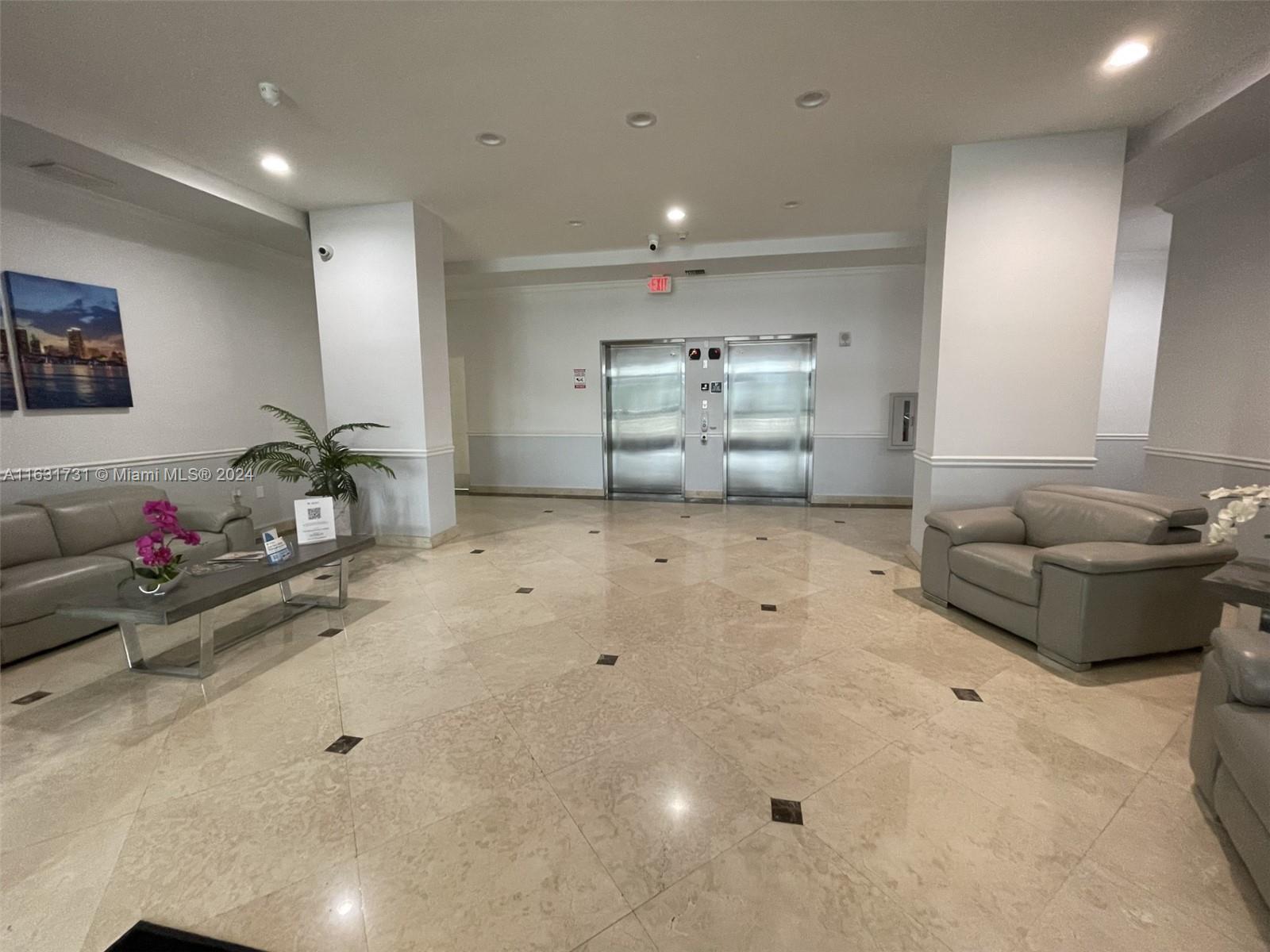 60 NW 37th Ave # 408