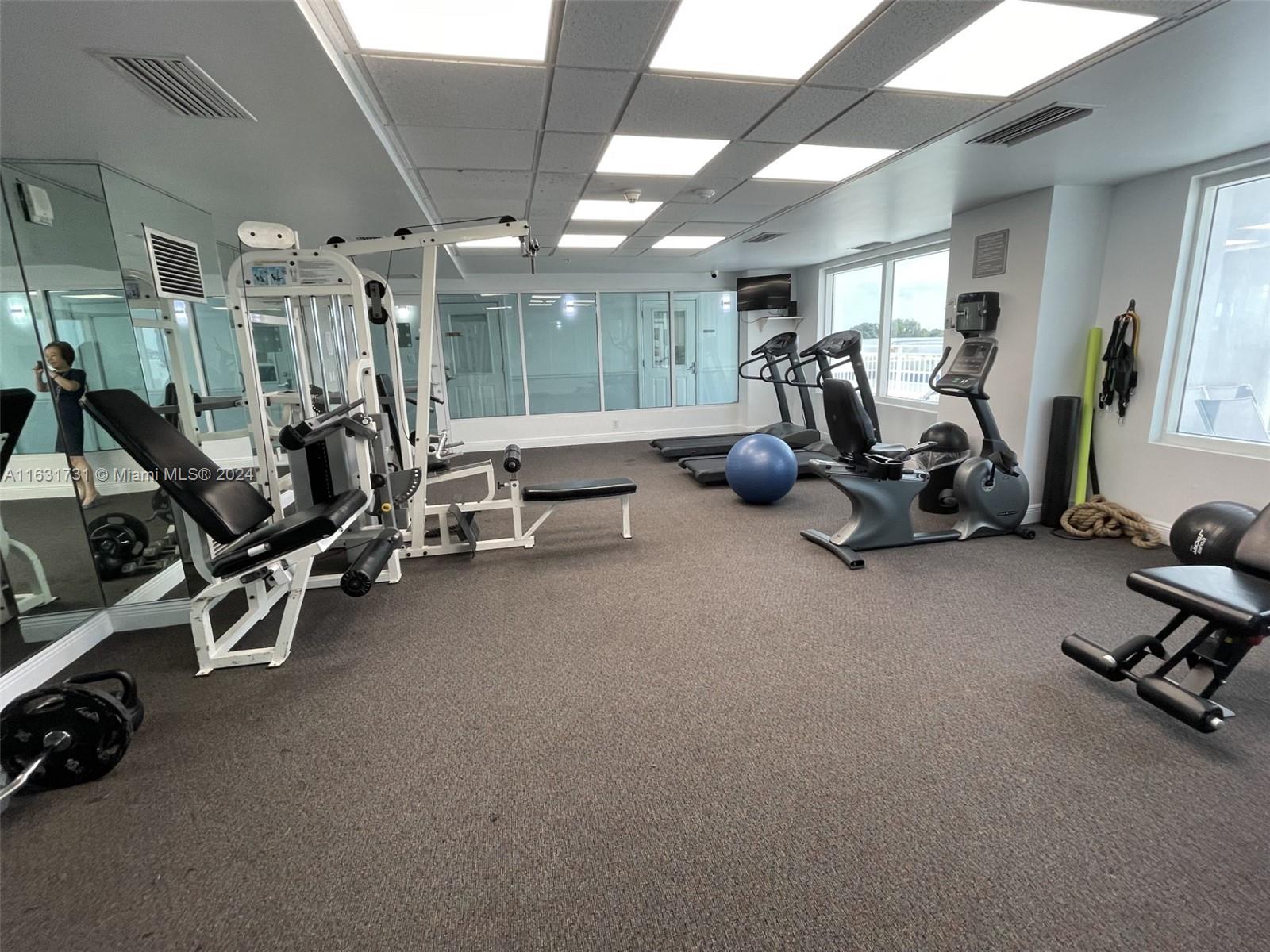 60 NW 37th Ave # 408