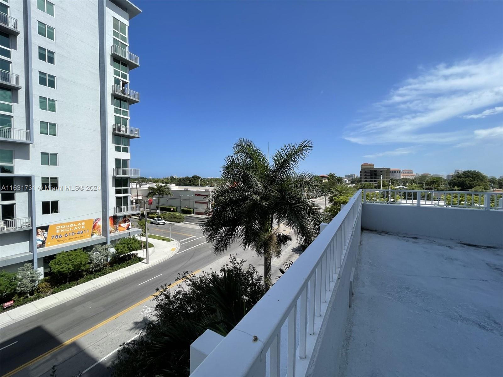 60 NW 37th Ave # 408