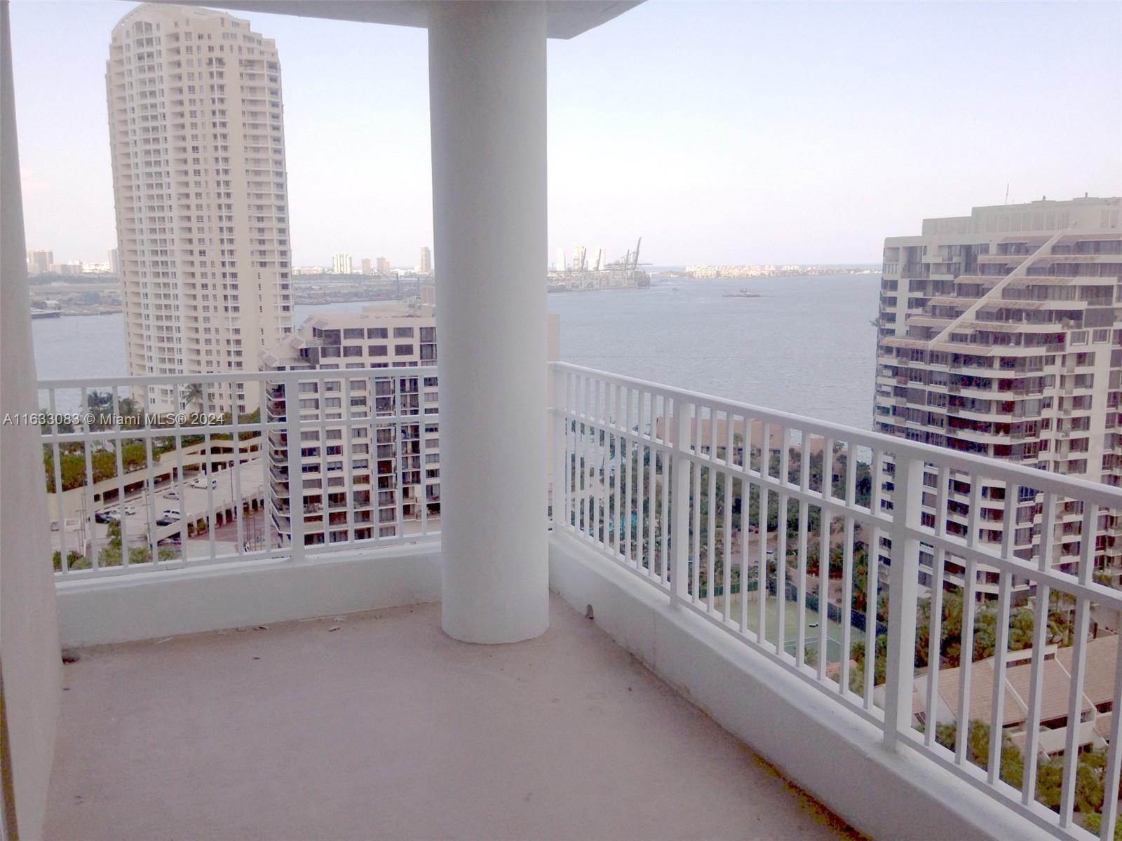 701 Brickell Key Blvd # 2210