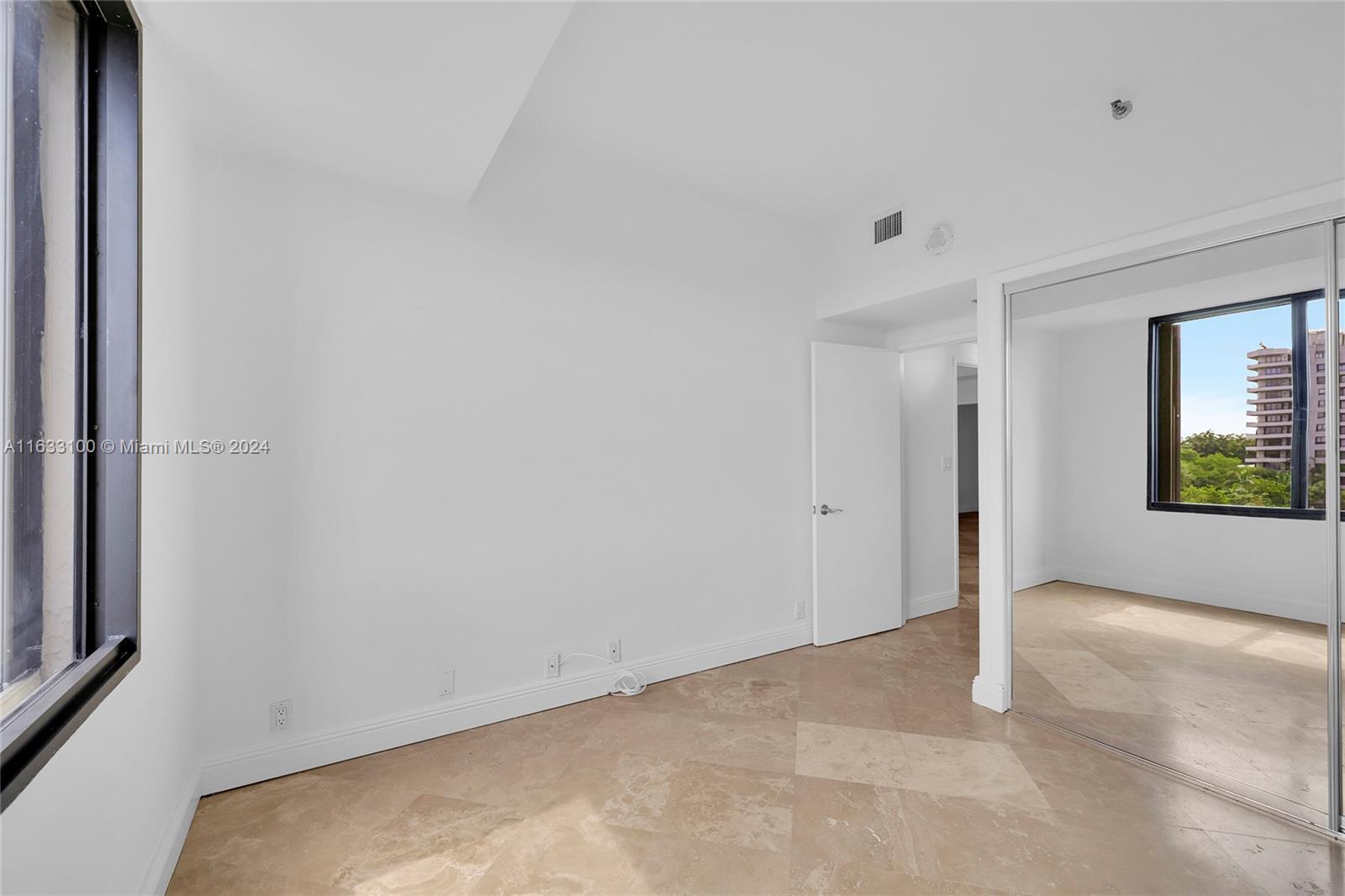 201 Crandon Blvd # 506