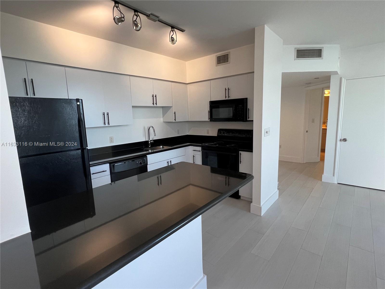 1330 West Ave # 2510