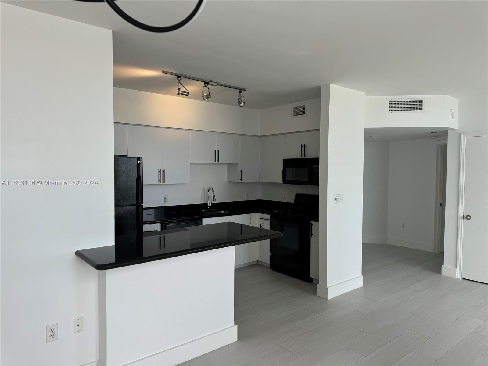 1330 West Ave # 2510