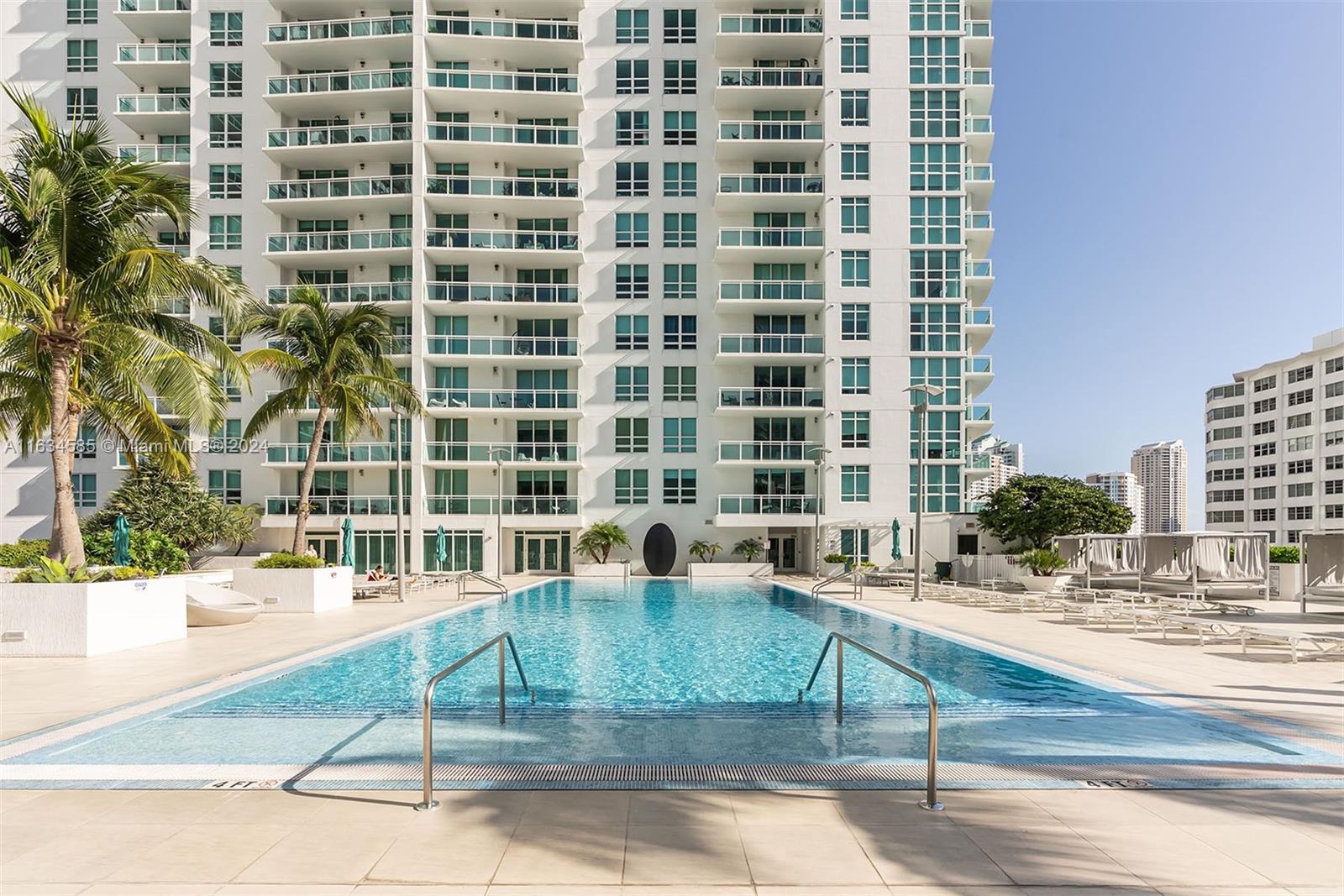 951 Brickell Ave # 1102