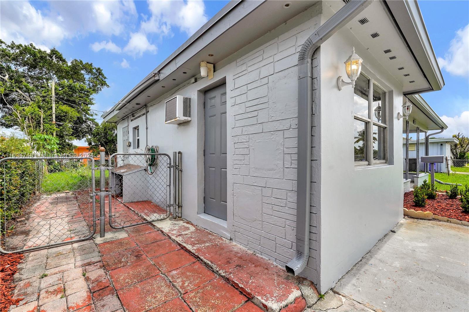 7451 Polk St