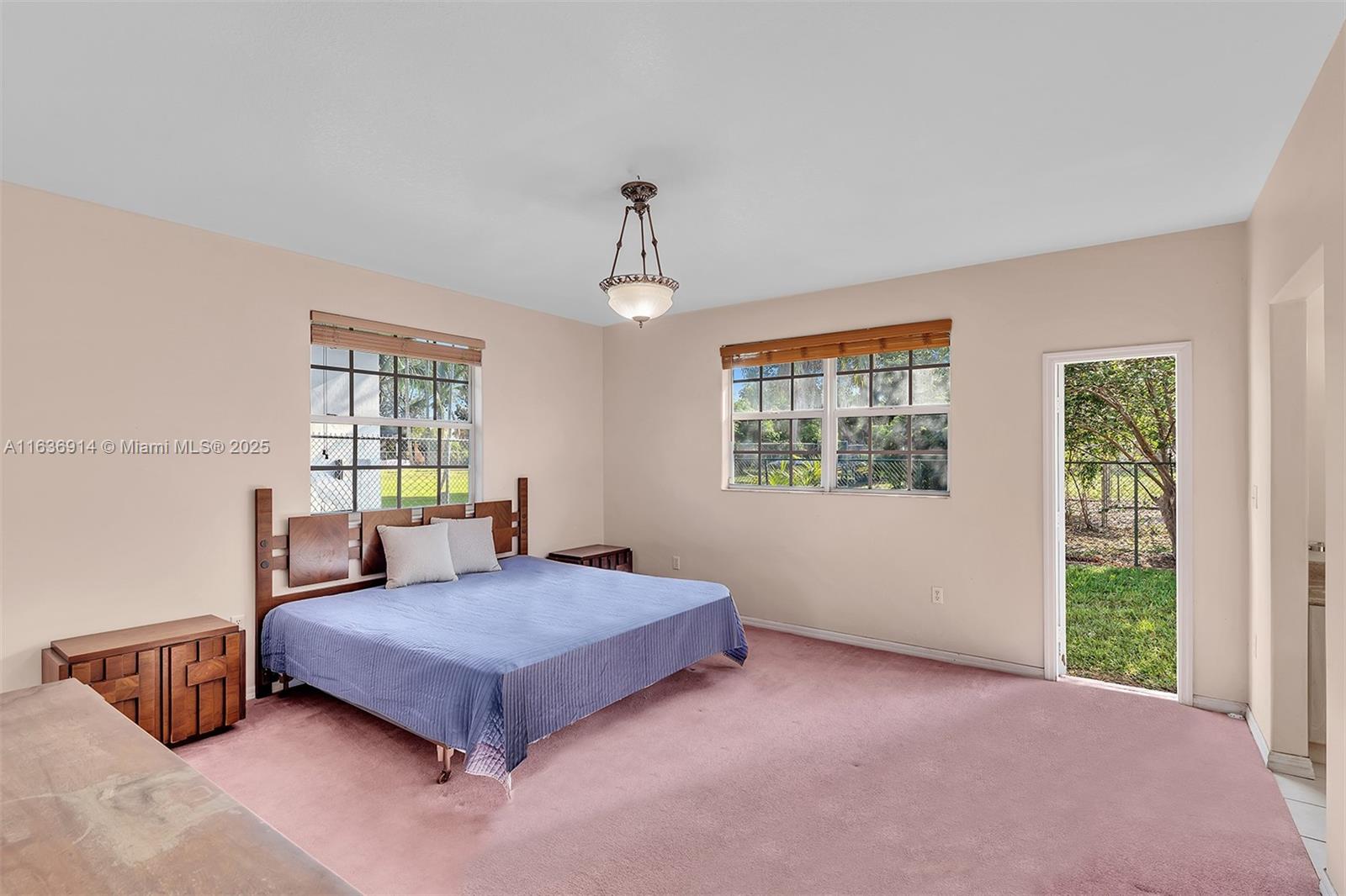 279 NW 119th Ave.