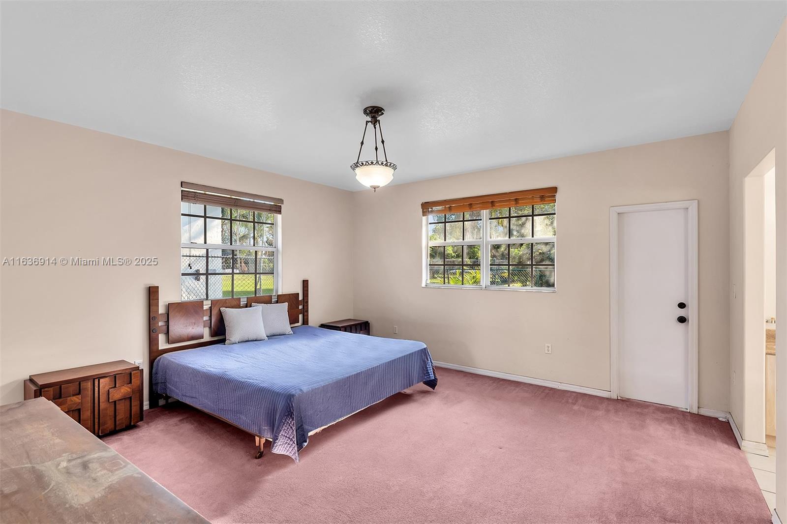 279 NW 119th Ave.