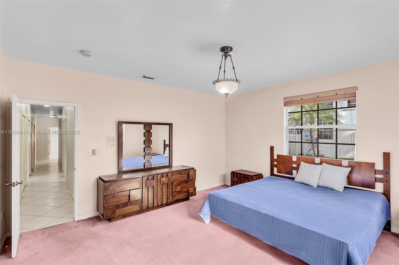 279 NW 119th Ave.