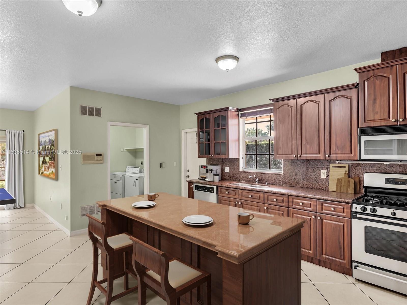 279 NW 119th Ave.