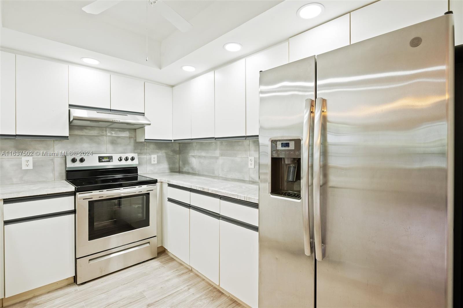 700 SW 128th Ave # 302C