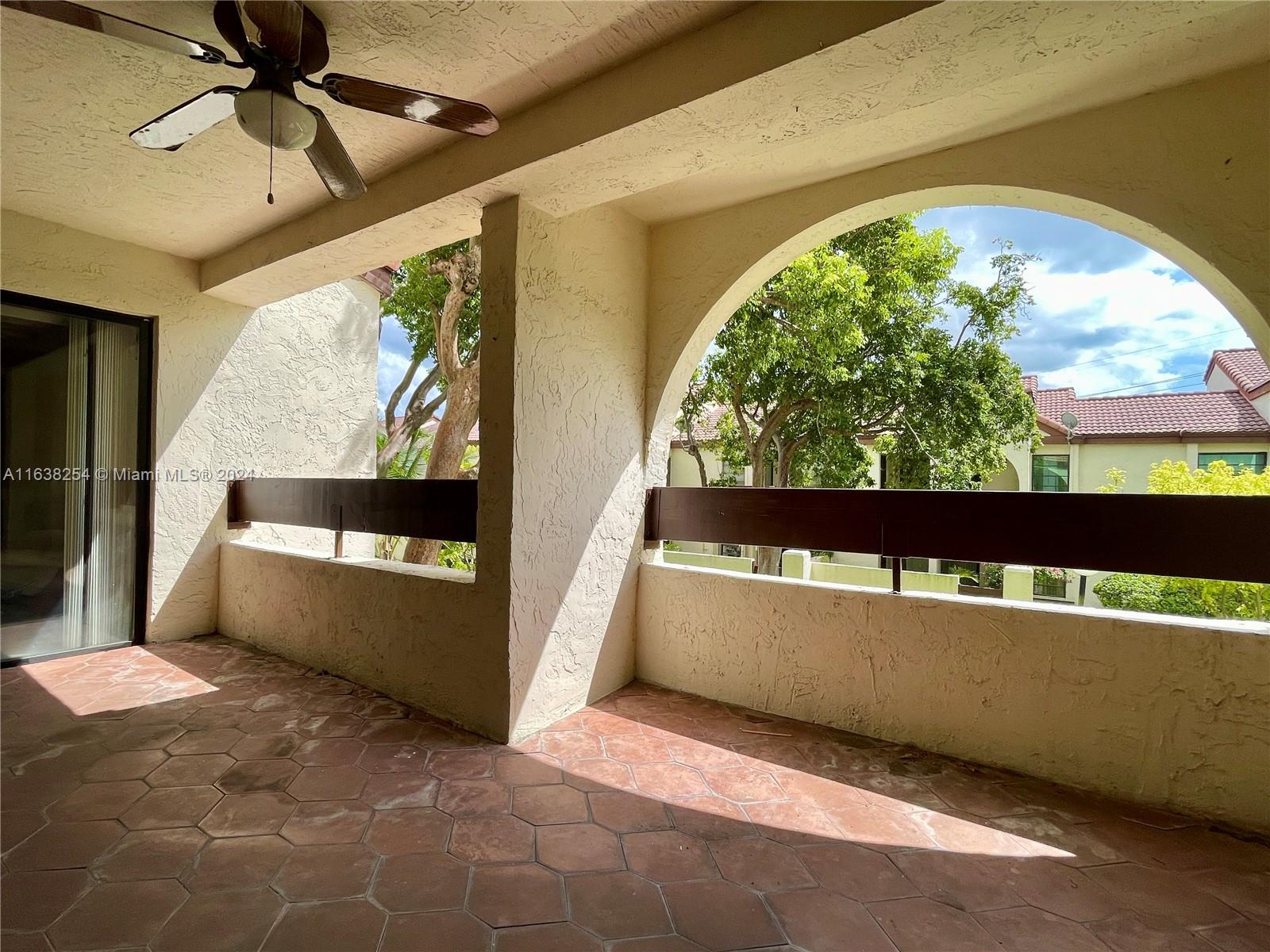9040 SW 125th Ave # 206 Unit: D-206