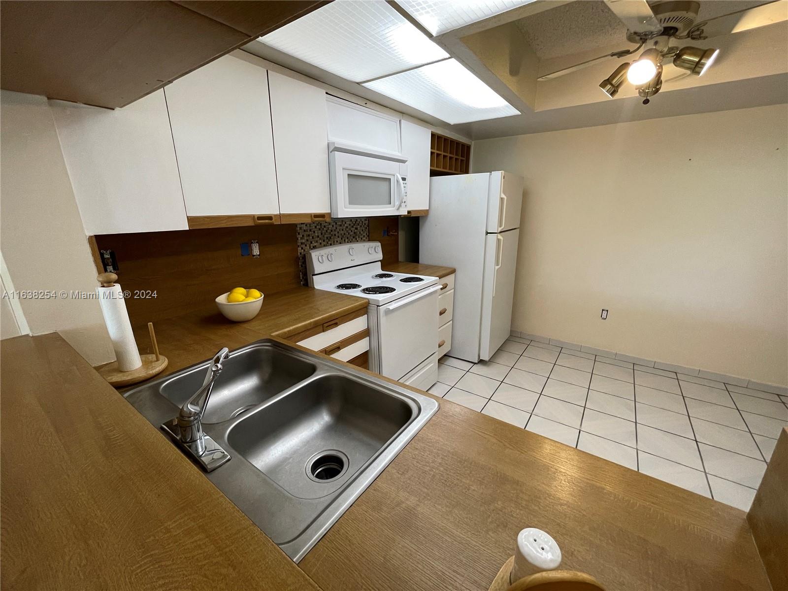 9040 SW 125th Ave # 206 Unit: D-206