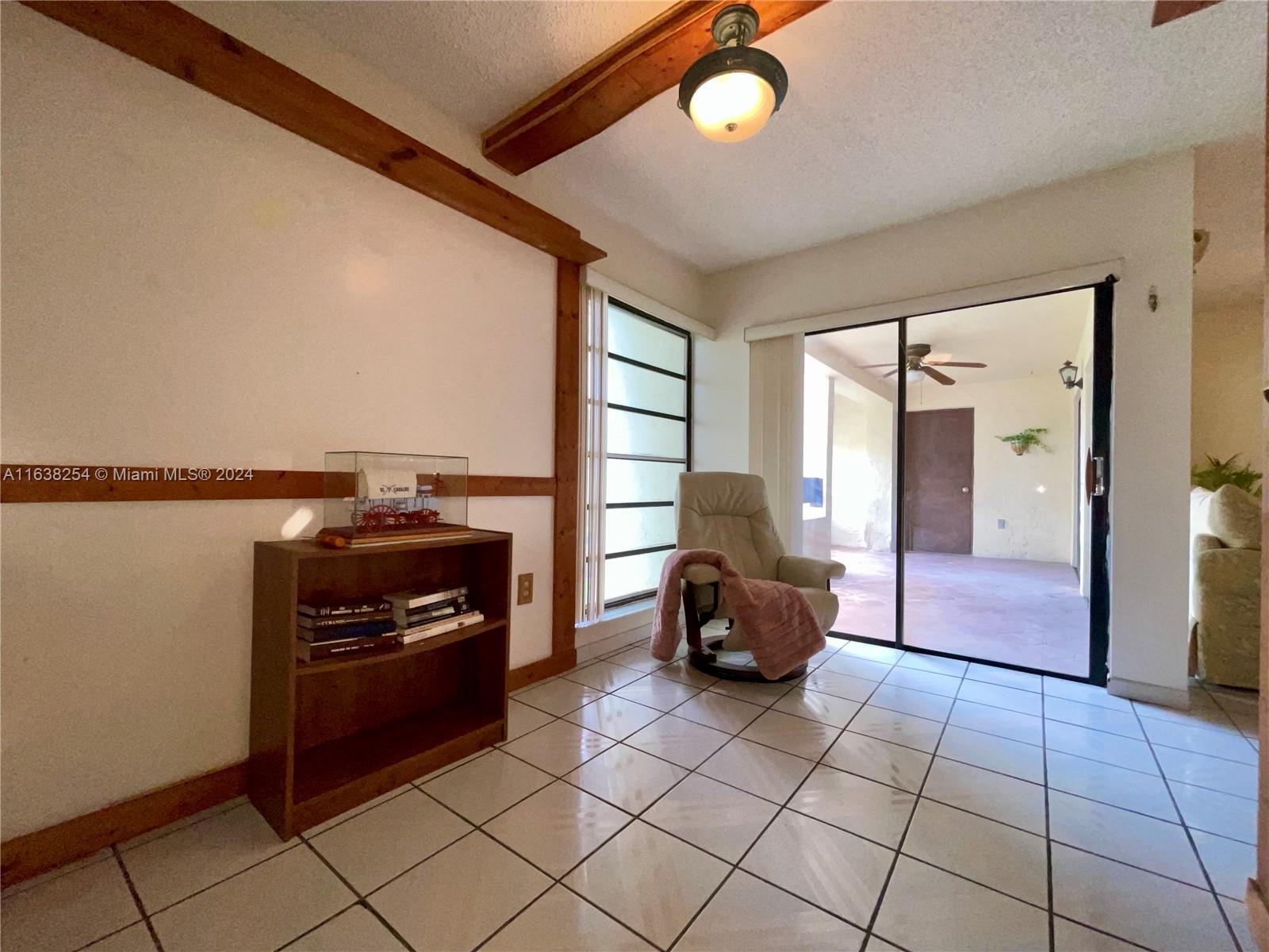 9040 SW 125th Ave # 206 Unit: D-206