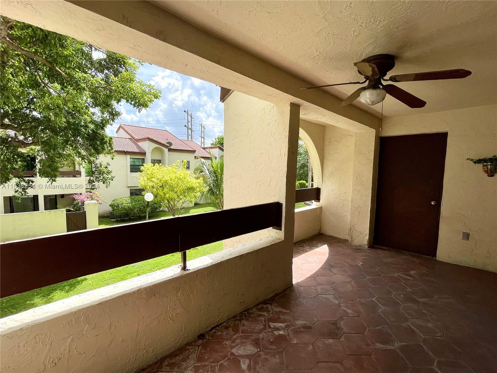 9040 SW 125th Ave # 206 Unit: D-206