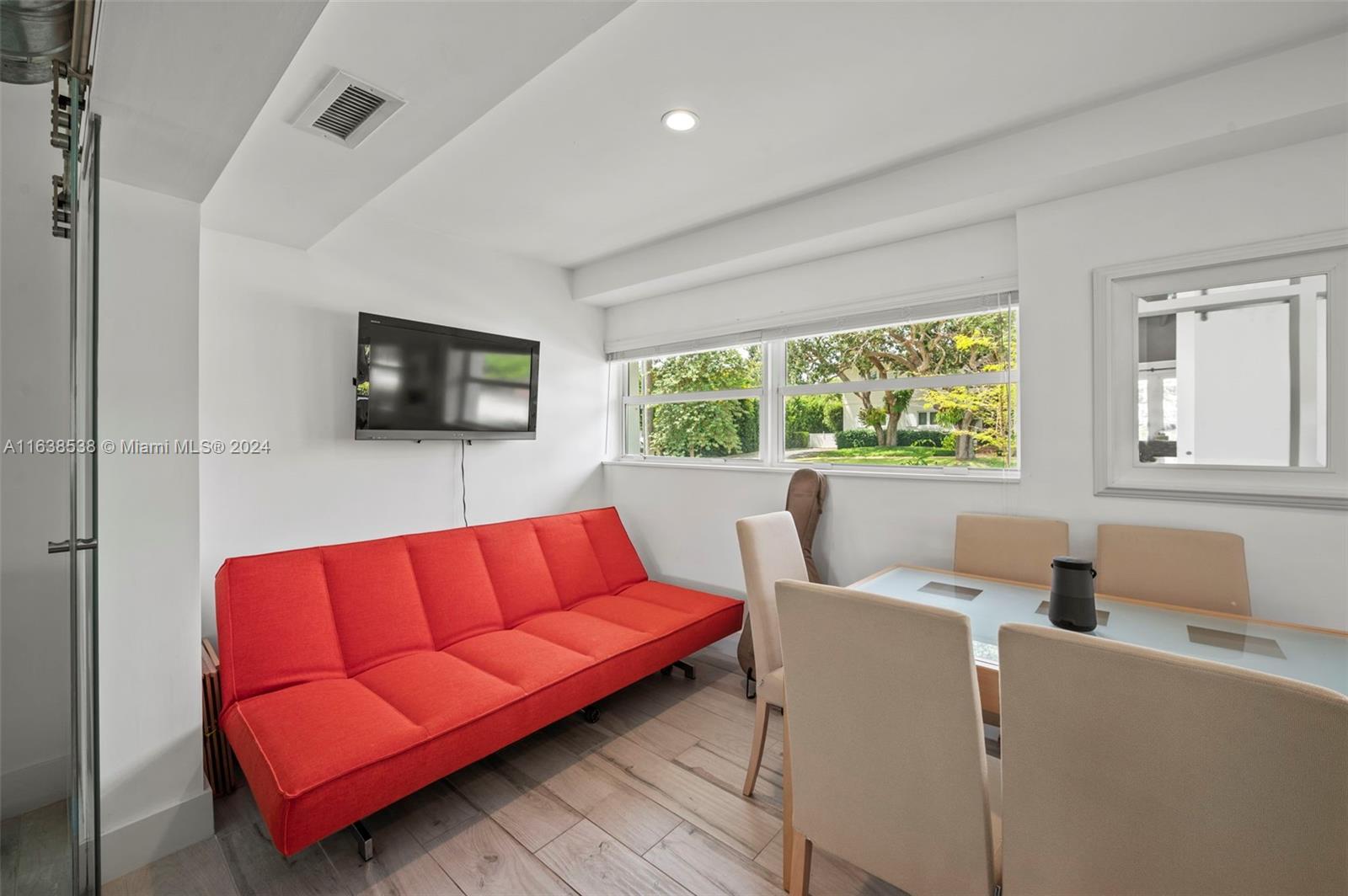 1140 San Pedro Ave