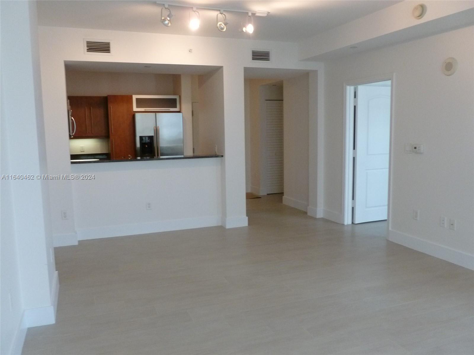 7350 SW 89th St # 808S