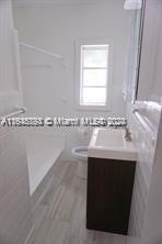 2450 SW 19th Ave Unit: -