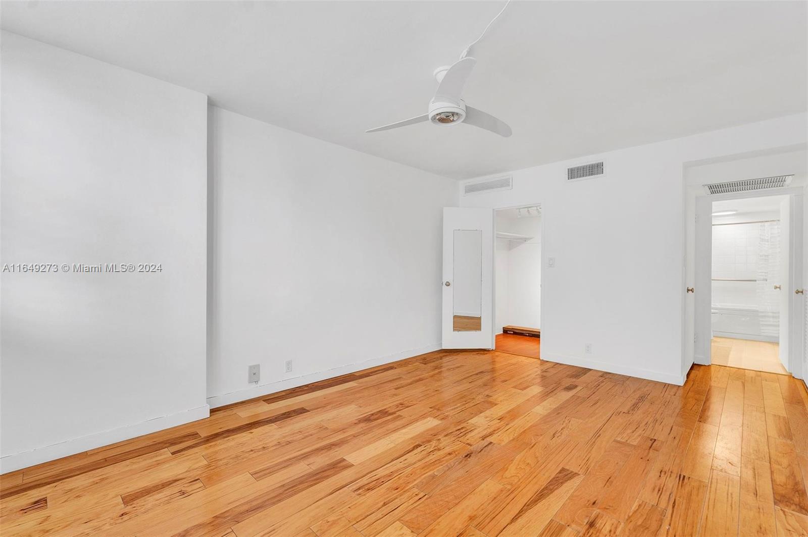 3301 NE 5th Ave # 310