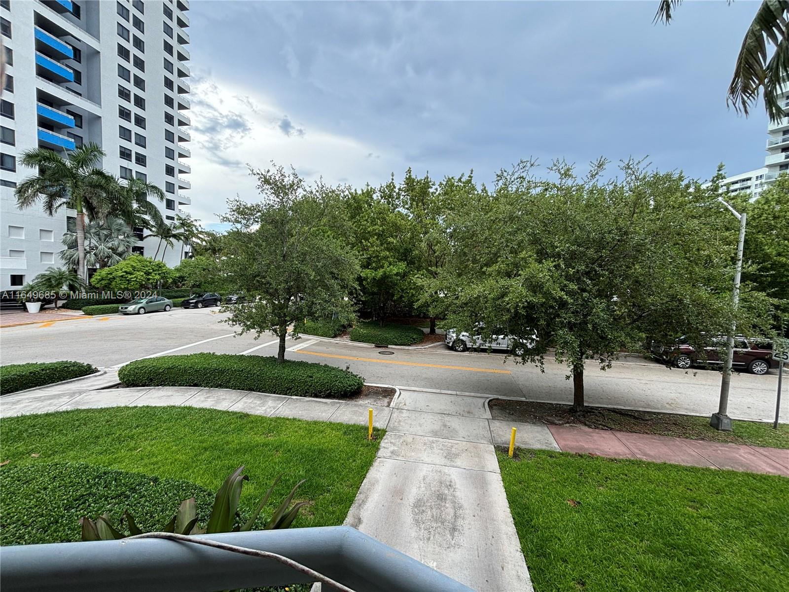 1401 Bay Rd # 206