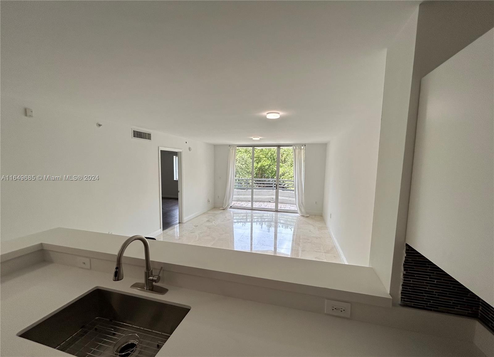 1401 Bay Rd # 206