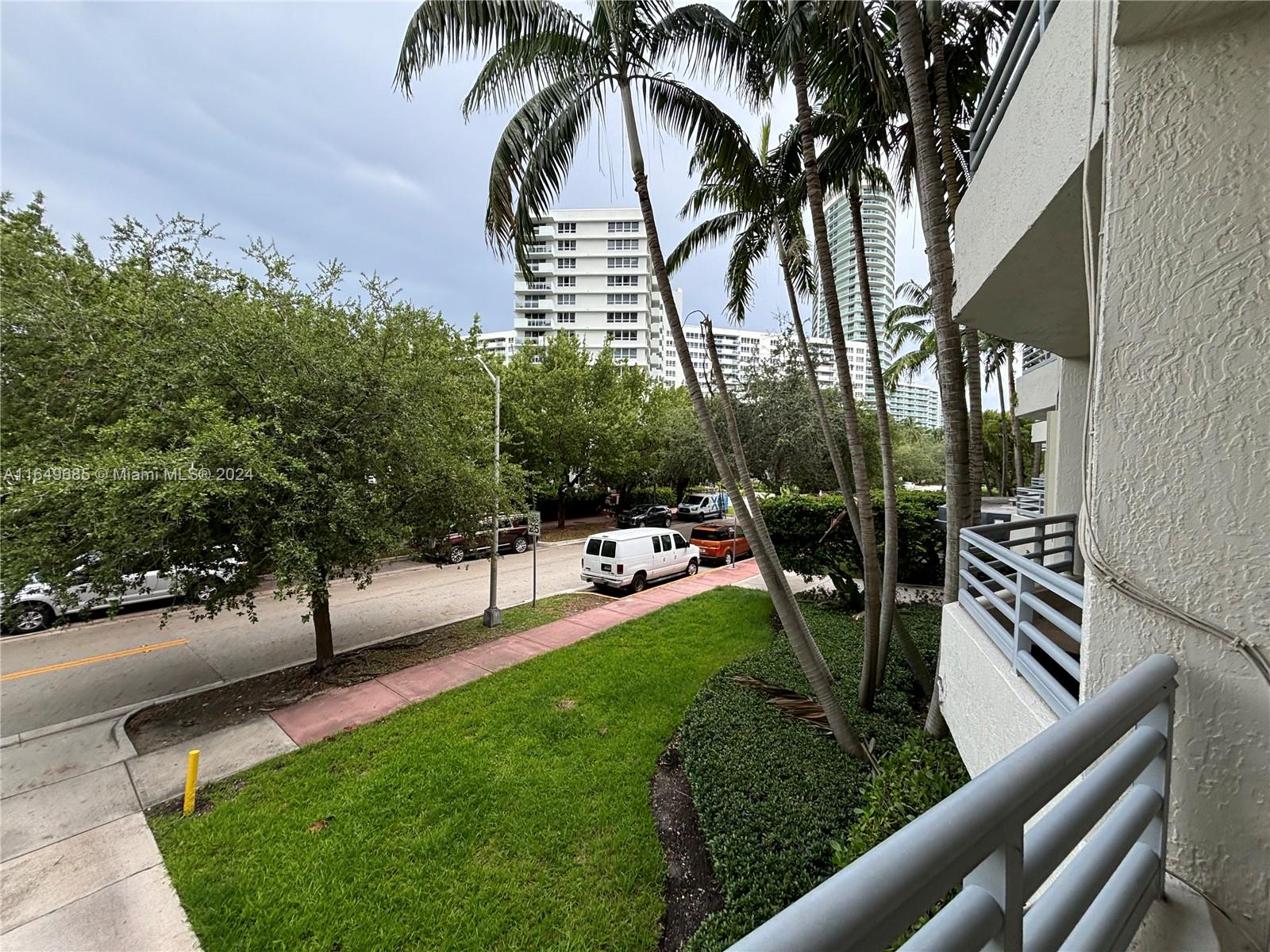 1401 Bay Rd # 206