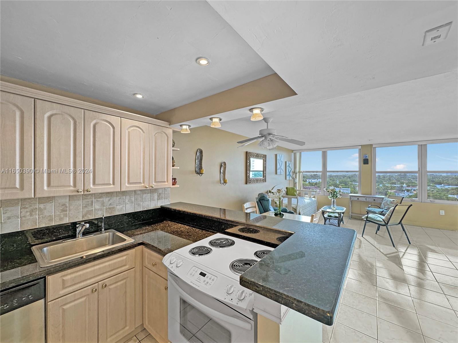 2899 Collins Ave # 1150