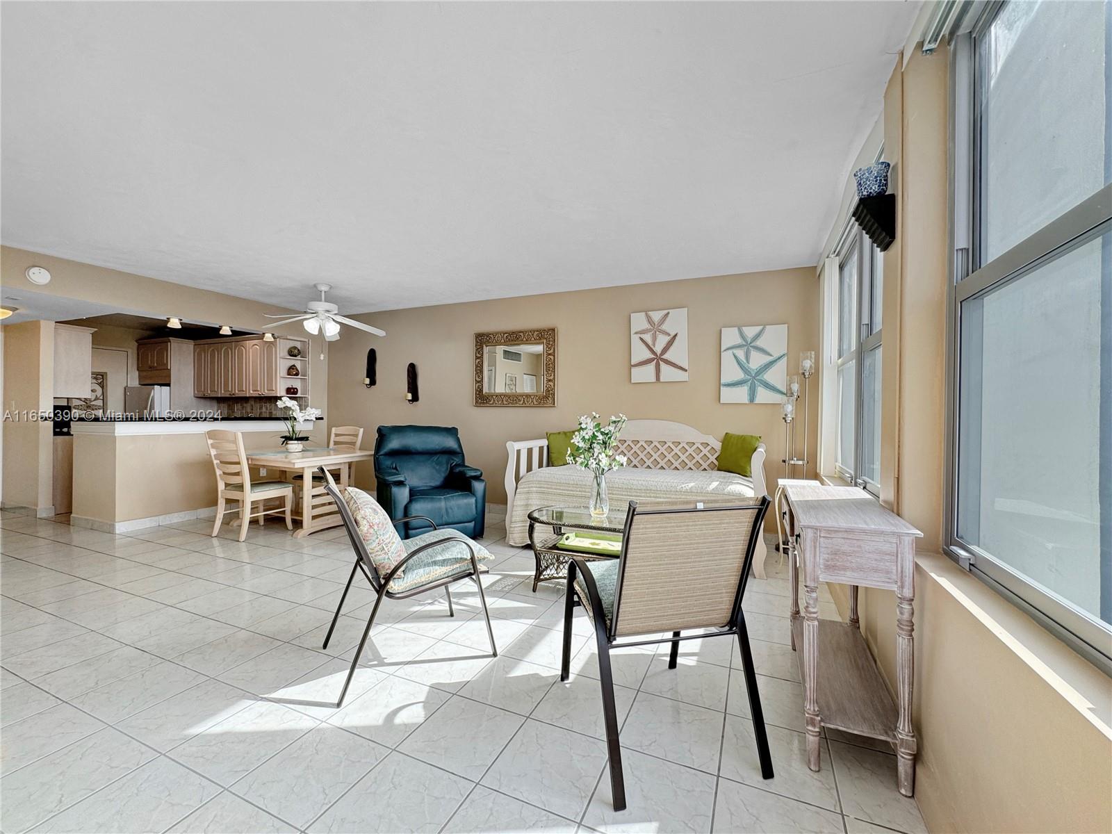 2899 Collins Ave # 1150