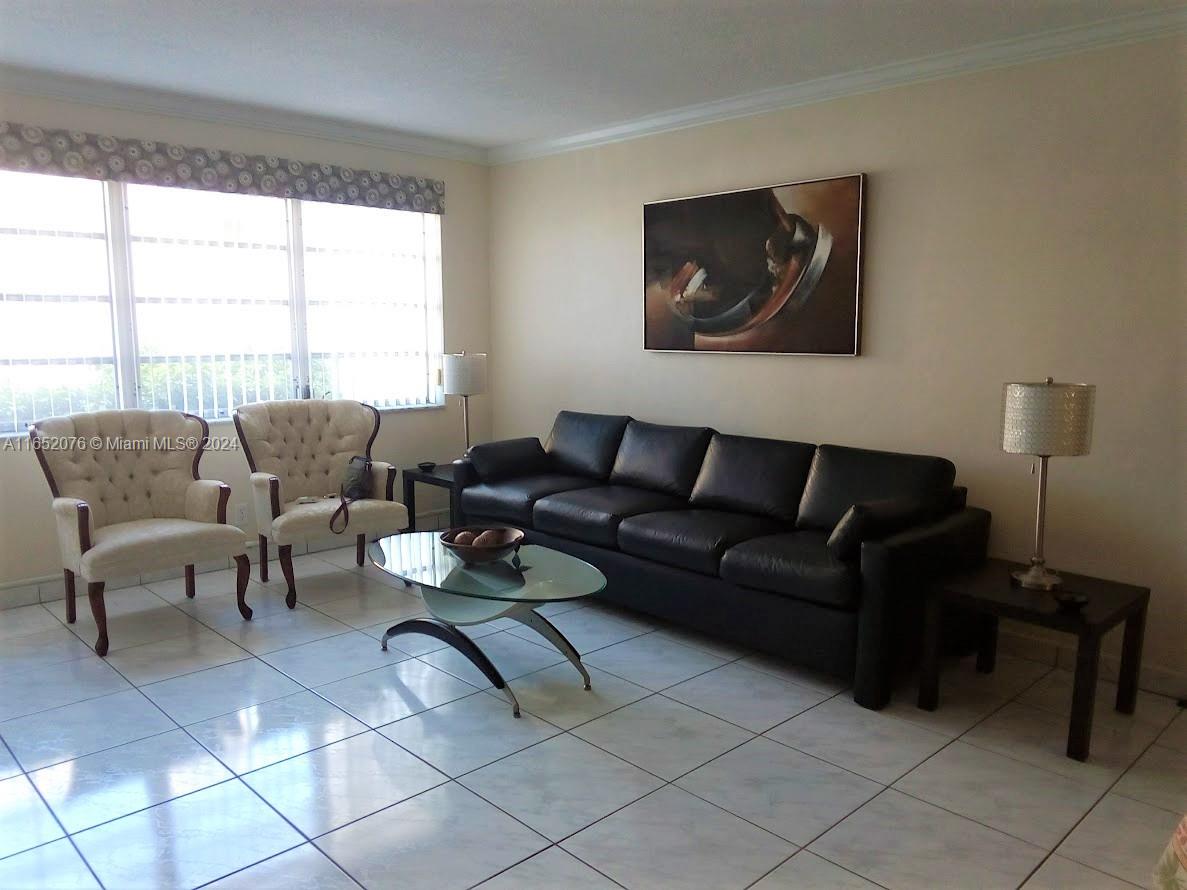 215 SE 3rd Ave # 104A