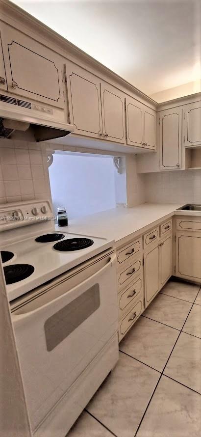 215 SE 3rd Ave # 104A