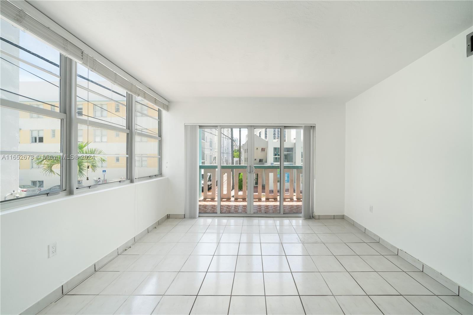 701 Collins Ave # 1F