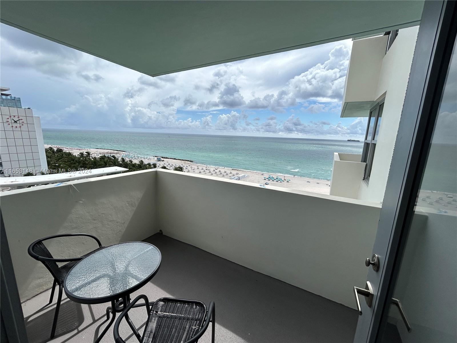 2899 Collins Ave # 1427